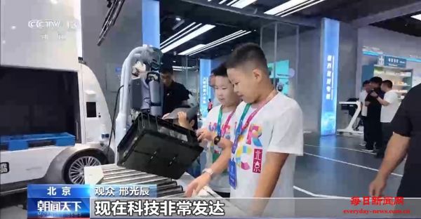 全球首家机器人4S店开张！和汽车4S店有