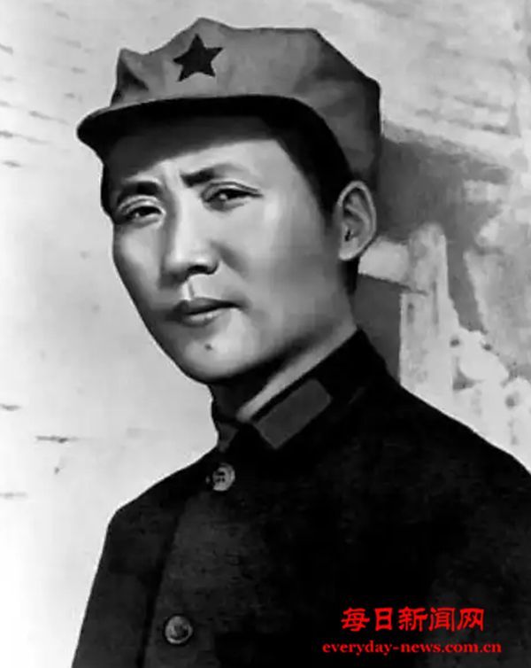 满江红（伟大的领袖～纪念毛主席诞辰132周年）