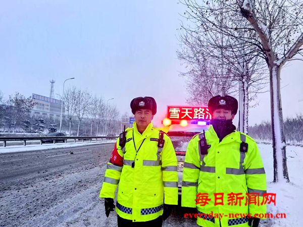 烟台交警支队第五大队全力做好交通管理工作