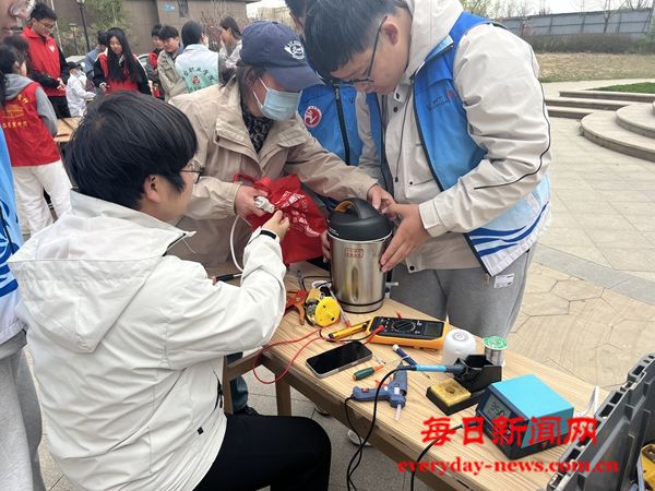 春意暖邻 益起同行 ——烟台高新区马山街