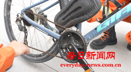 全球11111111111.png